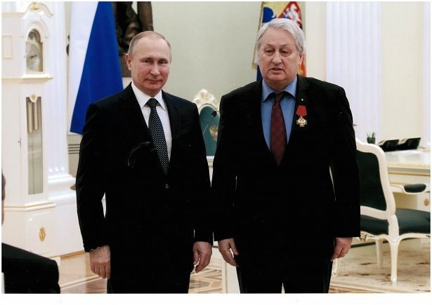 V.V.PUTIN and General GRU LEONID RESHETNIKOV photo